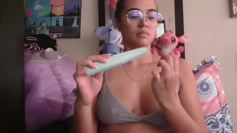 triana_bell online show from 04-13-26, 04:12