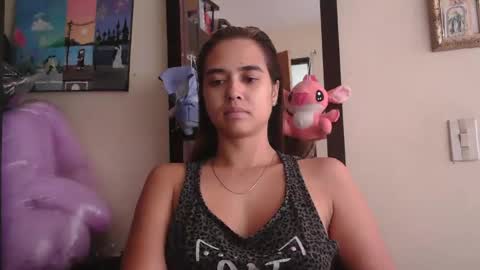triana_bell online show from 04-15-26, 06:04