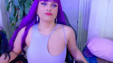 Snapshot of triana_crimson chatting on 07-22-26, 12:46 triana_crimson online show from 07-22-26, 12:46
