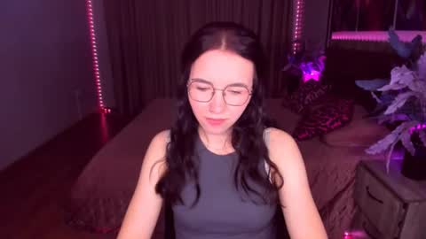 Snapshot of triciadaisy chatting on 06-20-26, 04:59 TriciaDaisy online show from 06-20-26, 04:59