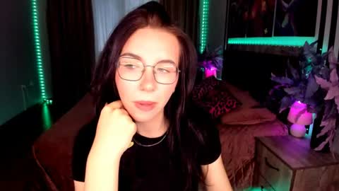 Snapshot of triciadaisy chatting on 06-28-26, 05:24 TriciaDaisy online show from 06-28-26, 05:24