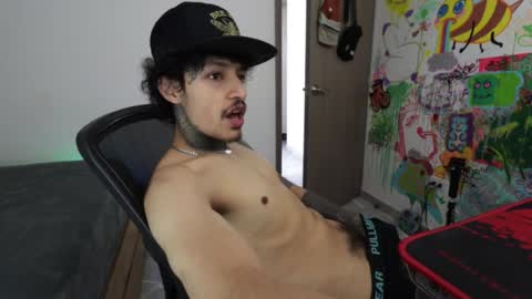 - trieone online show from 02-26-26, 02:38