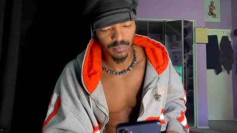 Snapshot of trillahung chatting on 07-17-26, 11:39 WapBopper online show from 07-17-26, 11:39