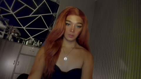 Snapshot of trinityfucksyou chatting on 12-08-24, 05:44 Ms Ella online show from 12-08-24, 05:44