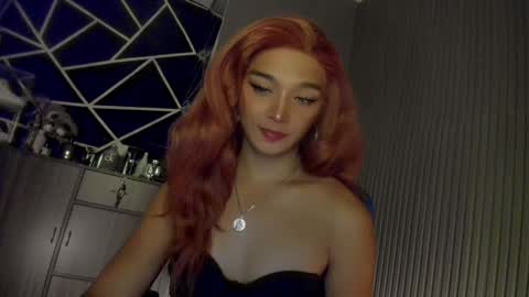 Snapshot of trinityfucksyou chatting on 12-14-24, 08:40 Ms Ella online show from 12-14-24, 08:40