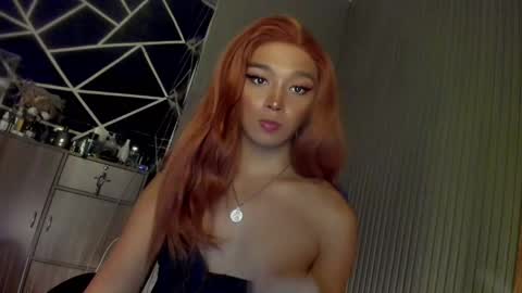 Snapshot of trinityfucksyou chatting on 01-03-25, 04:06 Ms Ella online show from 01-03-25, 04:06