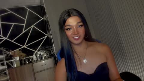 Snapshot of trinityfucksyou chatting on 03-12-25, 02:12 Ms Ella online show from 03-12-25, 02:12