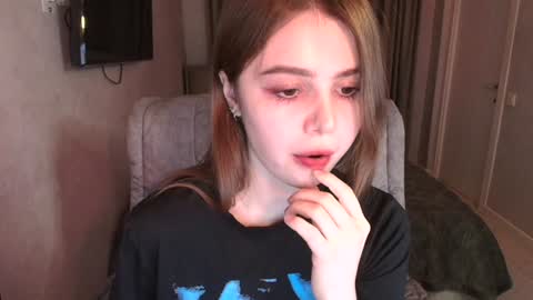 Snapshot of tripleprinces chatting on 01-23-25, 05:42 tripleprinces online show from 01-23-25, 05:42