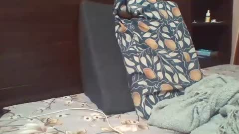 Raaz keeps ur Raaz online show from 10-17-25, 06:54