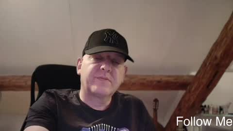 Triton online show from 05-10-26, 10:59