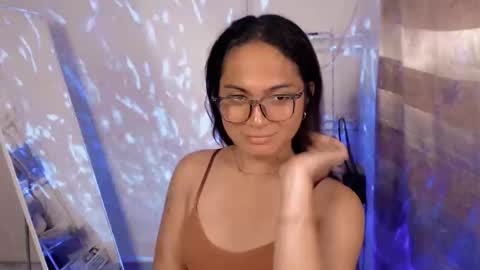 Snapshot of trixie_fuck69 chatting on 05-05-26, 12:02 Trixie Love online show from 05-05-26, 12:02