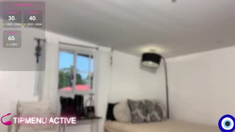 trixieemerald online show from 03-28-26, 12:21