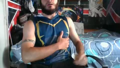 Snapshot of trizquelmen chatting on 07-17-26, 05:07 Andrew online show from 07-17-26, 05:07