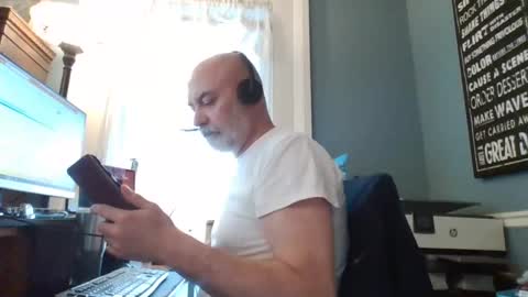 Snapshot of trodgers136 chatting on 02-25-25, 07:47 TRodgers online show from 02-25-25, 07:47