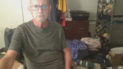 Snapshot of troffer1020 chatting on 07-08-26, 12:59 Troffer online show from 07-08-26, 12:59
