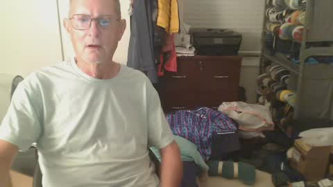 Snapshot of troffer1020 chatting on 07-10-26, 01:21 Troffer online show from 07-10-26, 01:21