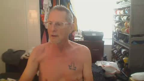 Snapshot of troffer1020 chatting on 07-15-26, 10:26 Troffer online show from 07-15-26, 10:26