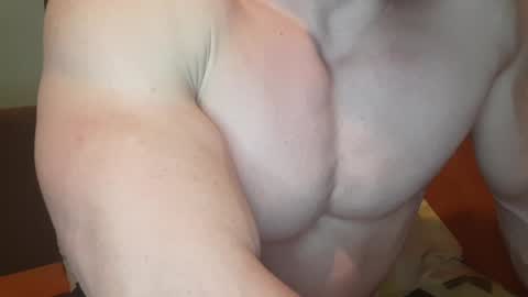 Troncq online show from 01-30-25, 06:43