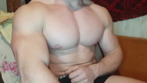 Troncq online show from 02-06-25, 06:35