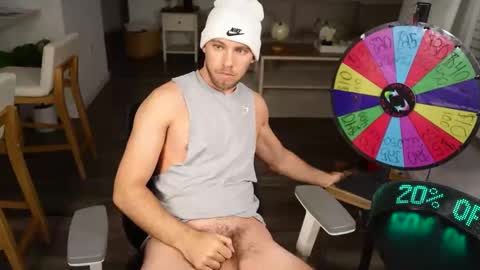 Snapshot of troy_greenxo chatting on 05-25-26, 02:39 Troy Green online show from 05-25-26, 02:39