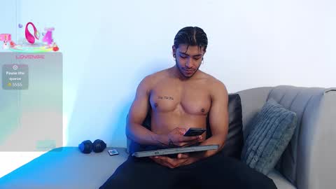    online show from 09-22-25, 02:41
