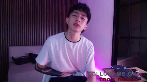 Troy online show from 11-12-25, 07:24