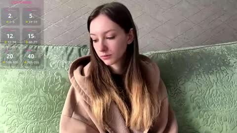 Hello Viola here   Help me to make 50 thumbs up 333 online show from 04-15-26, 05:14