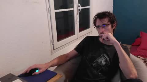 Snapshot of trucdeoufouf chatting on 01-19-25, 06:21 trucdeoufouf online show from 01-19-25, 06:21