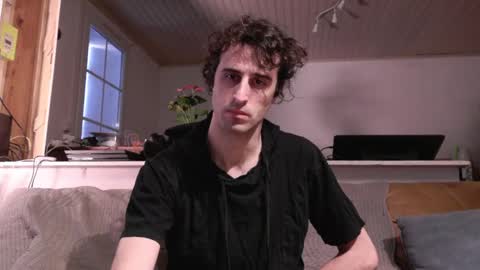 Snapshot of trucdeoufouf chatting on 02-04-25, 07:40 trucdeoufouf online show from 02-04-25, 07:40