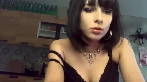 Poly online show from 02-24-26, 01:53