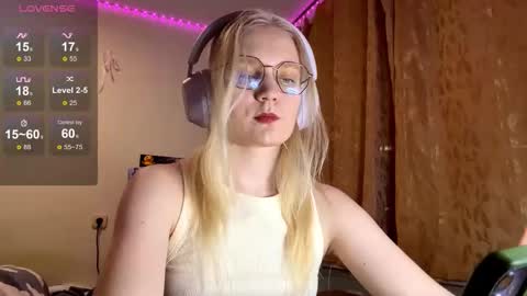 Poly online show from 03-02-26, 03:52