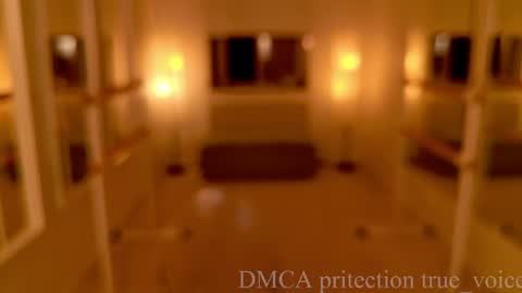 Snapshot of true_voice chatting on 04-22-26, 06:42 Emma online show from 04-22-26, 06:42