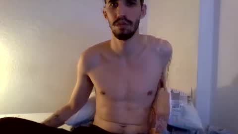 Snapshot of trueblove chatting on 11-25-25, 10:43 trueblove online show from 11-25-25, 10:43