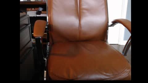 Snapshot of trvler72 chatting on 04-30-26, 11:42 trvler72 online show from 04-30-26, 11:42