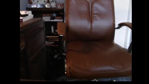 Snapshot of trvler72 chatting on 05-02-26, 11:32 trvler72 online show from 05-02-26, 11:32