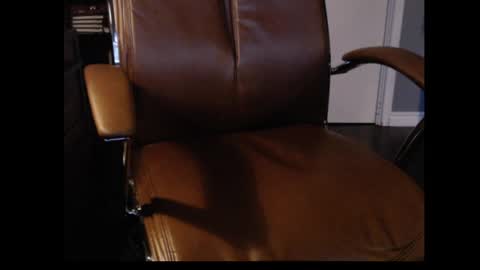 Snapshot of trvler72 chatting on 05-15-26, 01:12 trvler72 online show from 05-15-26, 01:12