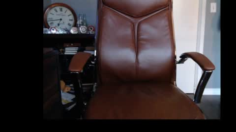 Snapshot of trvler72 chatting on 07-05-26, 01:01 trvler72 online show from 07-05-26, 01:01