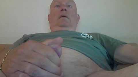 Snapshot of tryme1time chatting on 06-04-26, 05:24 tryme1time online show from 06-04-26, 05:24