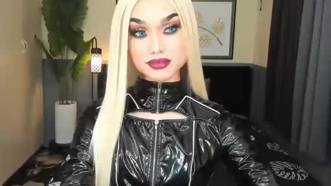 Saskia online show from 01-20-25, 03:28