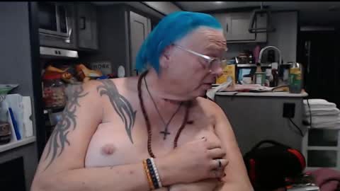 Evangeline online show from 11-18-25, 06:29