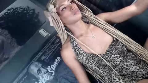 Snapshot of ts_wakowako chatting on 03-02-26, 03:30 Lexi Fox online show from 03-02-26, 03:30