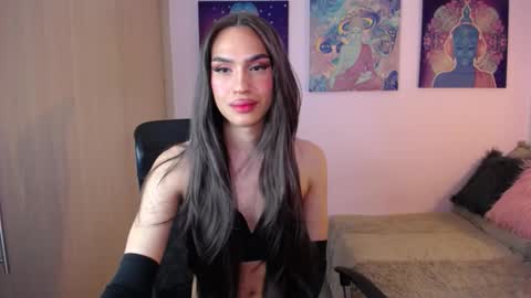 TS Alexa Feet online show from 01-14-26, 02:39