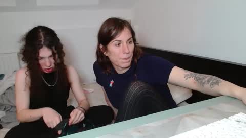 TSBubbles online show from 12-04-25, 10:07