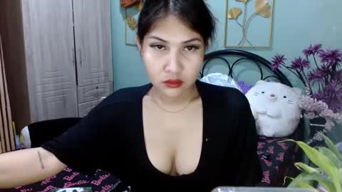 SHENA  online show from 01-04-25, 08:37