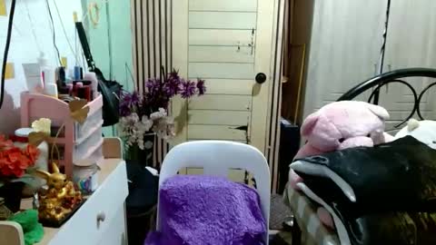 SHENA  online show from 11-25-25, 07:47