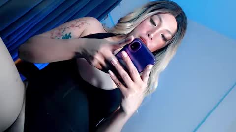 Julian online show from 12-02-25, 08:59