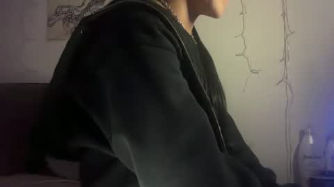 Snapshot of tsj777 chatting on 06-14-26, 04:14 tsj777 online show from 06-14-26, 04:14