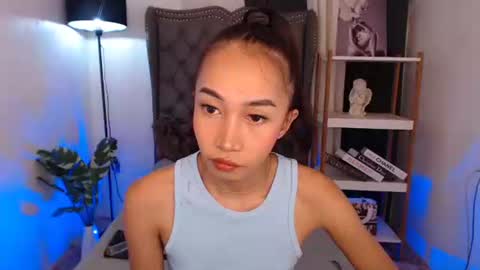 tskitty_girl online show from 12-04-25, 07:06