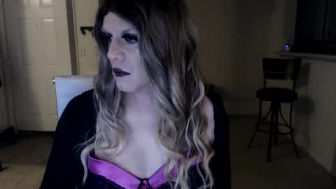 Snapshot of tsmadisonraine chatting on 02-10-25, 01:03 cdmadison online show from 02-10-25, 01:03