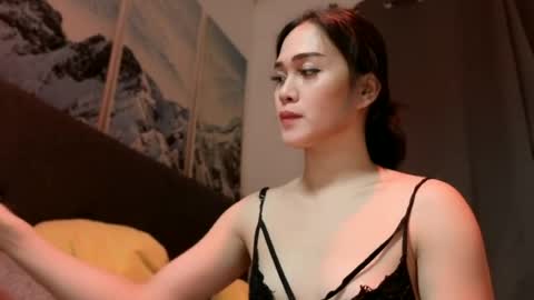Snapshot of tsnathaliasilvana chatting on 06-17-26, 12:40 Bella Ratbu online show from 06-17-26, 12:40
